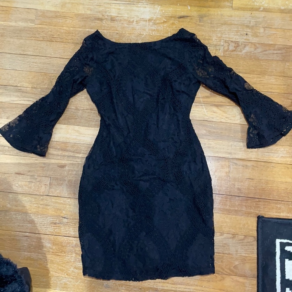 Lulu’s Black Lace Dress